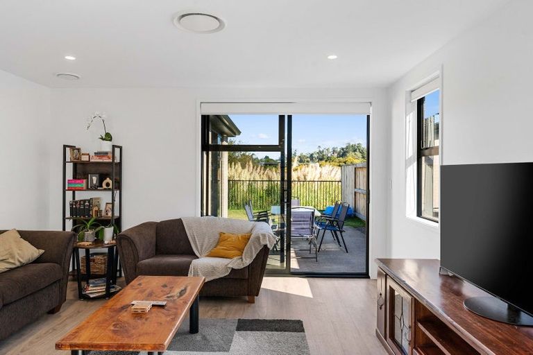 Photo of property in 11 Hinaki Street, Poike, Tauranga, 3112