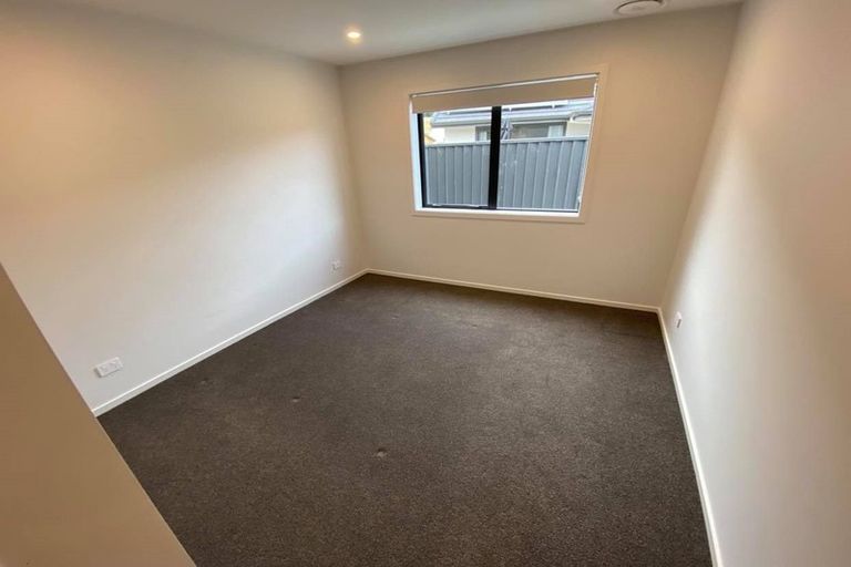 Photo of property in 35 Silver Street, Lower Shotover, Queenstown, 9304