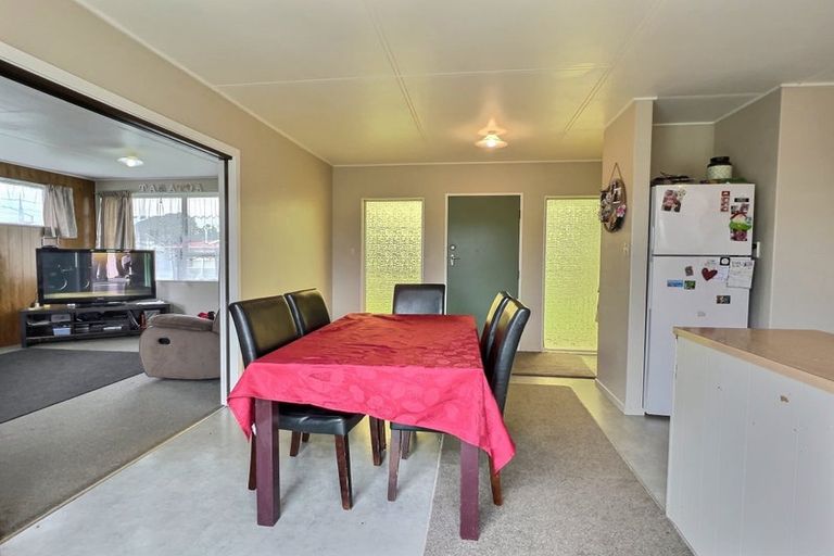 Photo of property in 8 Baker Street, Flaxmere, Hastings, 4120