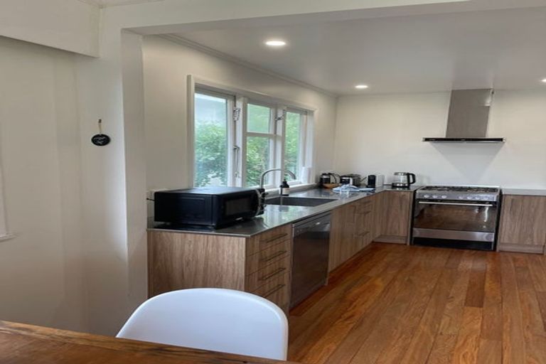 Photo of property in 12 The Avenue, Otaki Beach, Otaki, 5512