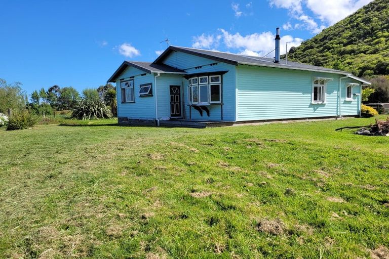 Photo of property in 185 Bucks Road, Tauwharenikau, Featherston, 5773