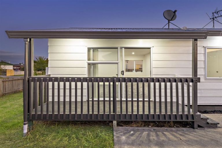 Photo of property in 1/38 Barneys Farm Road, Clendon Park, Auckland, 2103