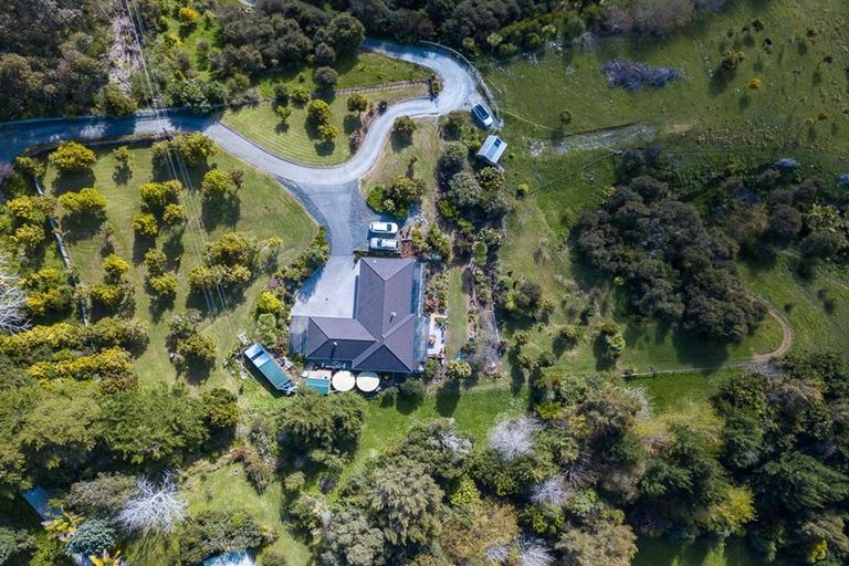 Photo of property in 21 Hepburn Creek Road, Warkworth, 0981