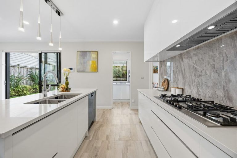 Photo of property in 7 Fricker Way, Flat Bush, Auckland, 2019