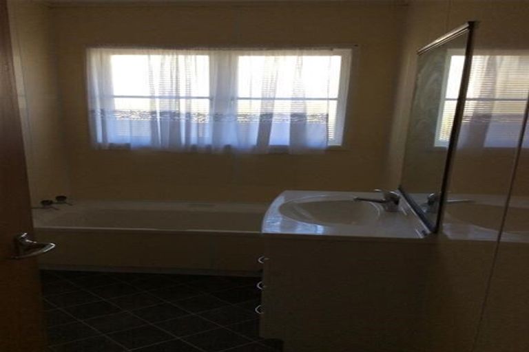 Photo of property in 135 Hokianga Road, Dargaville, 0310