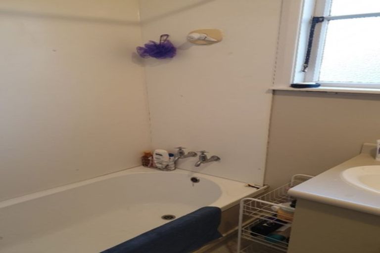 Photo of property in 147 Islington Street, Turnbull Thomson Park, Invercargill, 9810