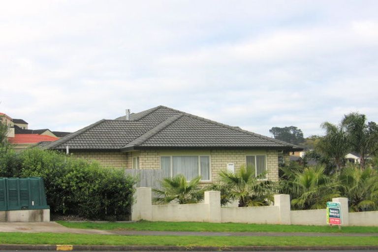 Photo of property in 62 Westerham Drive, Dannemora, Auckland, 2016