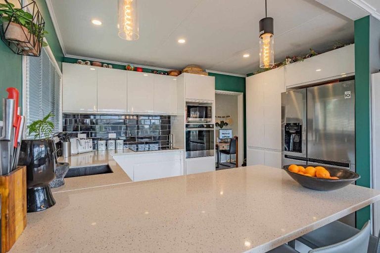 Photo of property in 35 Pegasus Drive, Sunnybrook, Rotorua, 3015