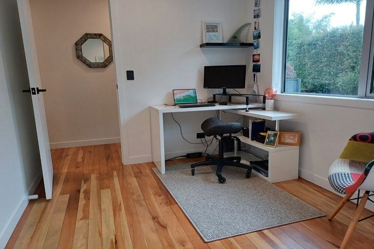 Photo of property in 2/8 Cecil Road, Milford, Auckland, 0620