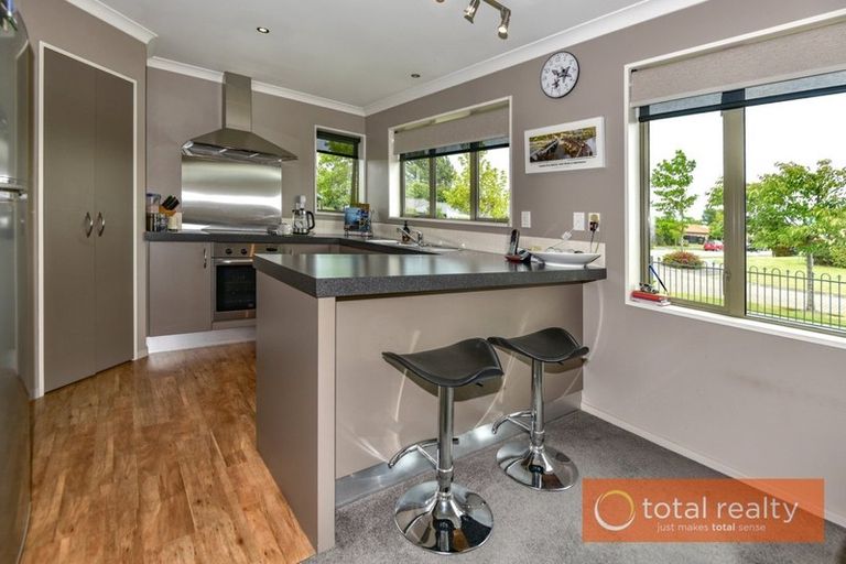 Photo of property in 28 Eaglesome Avenue, Aidanfield, Christchurch, 8025