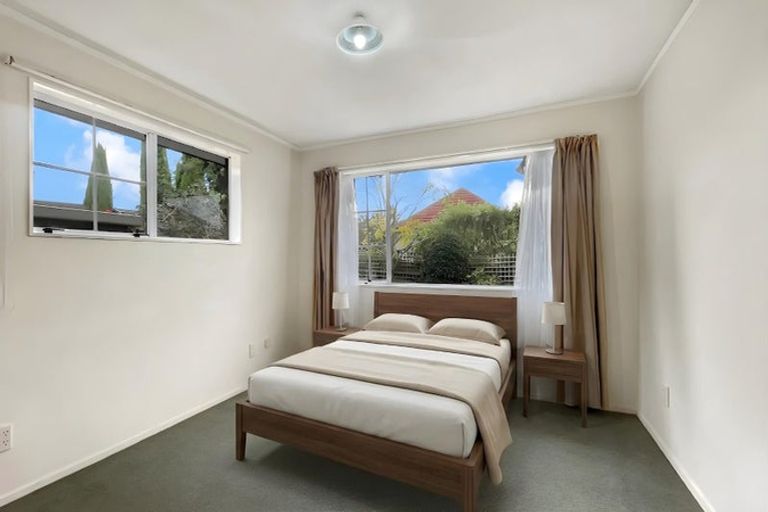 Photo of property in 1/65 Titirangi Road, New Lynn, Auckland, 0600