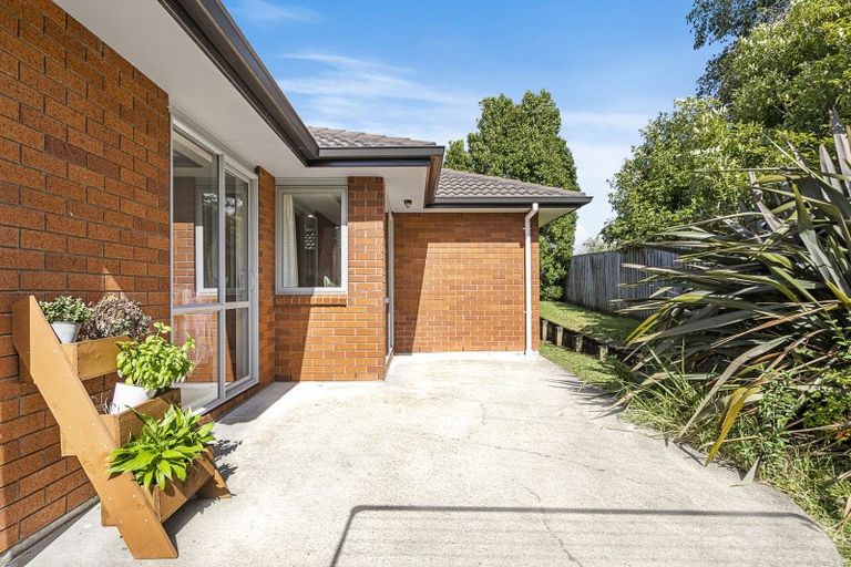 Photo of property in 55b Matipo Road, Te Atatu Peninsula, Auckland, 0610