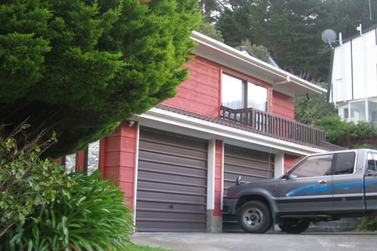 Photo of property in 9 Percy Dyett Drive, Karori, Wellington, 6012