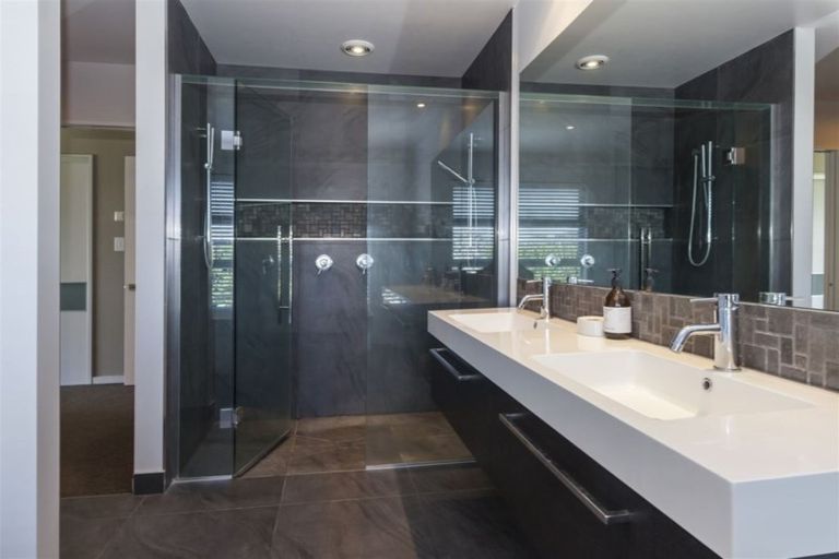 Photo of property in 14 Atkinsons Lane, Pegasus, 7612