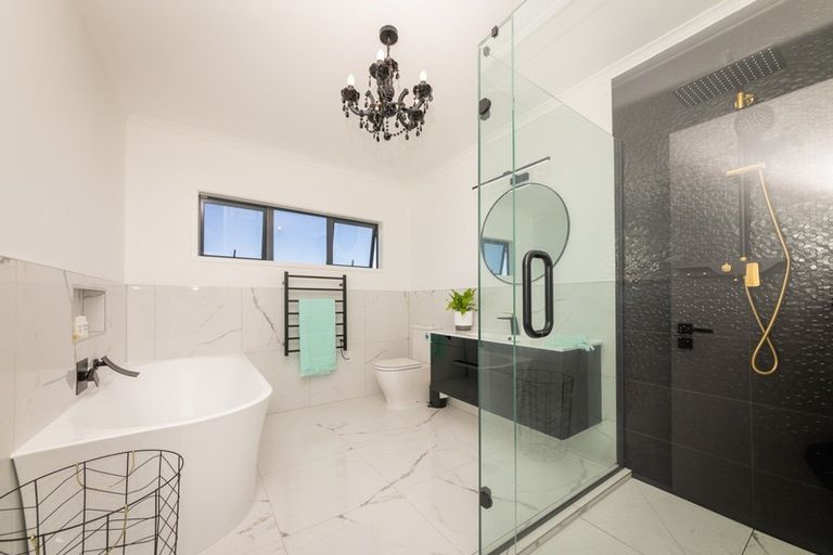 Photo of property in 34 Golf Vue Place, Castlecliff, Whanganui, 4501