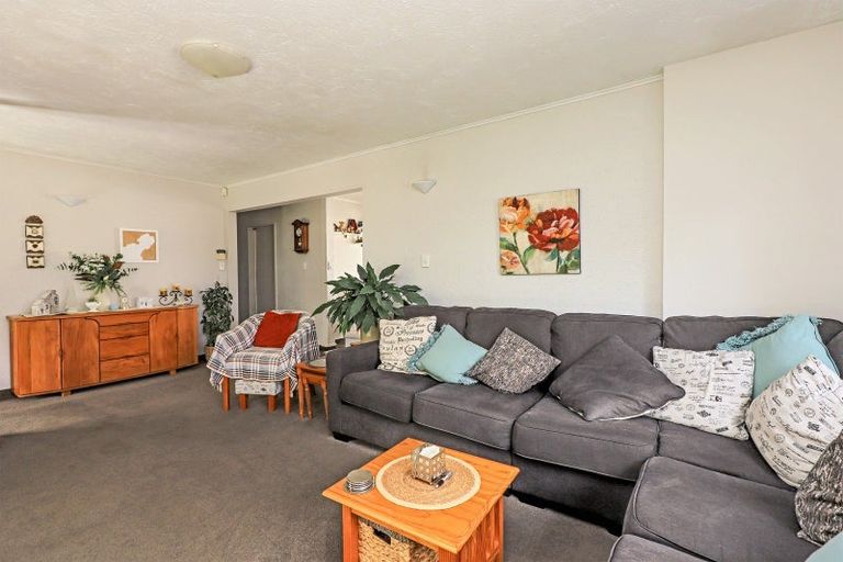 Photo of property in 1/64 Guppy Road, Greenmeadows, Napier, 4112
