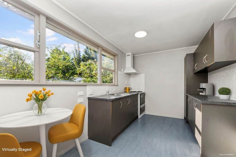 Photo of property in 39 Universal Drive, Henderson, Auckland, 0610