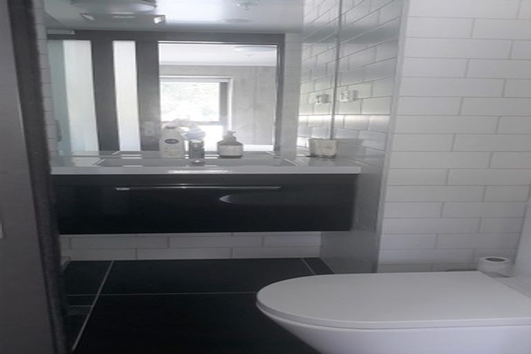 Photo of property in Frame Apartments, 903/111 Molesworth Street, Thorndon, Wellington, 6011