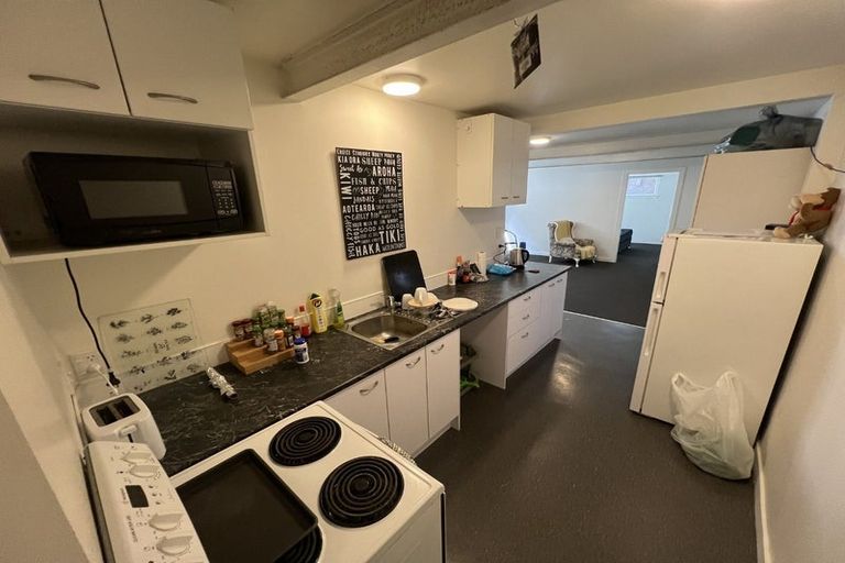 Photo of property in 2/239 Adelaide Road, Newtown, Wellington, 6021