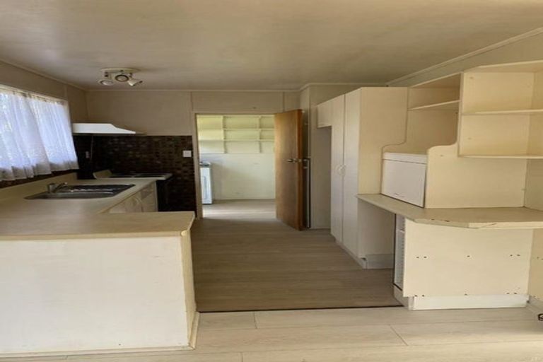 Photo of property in 7 Adel Place, Weymouth, Auckland, 2103