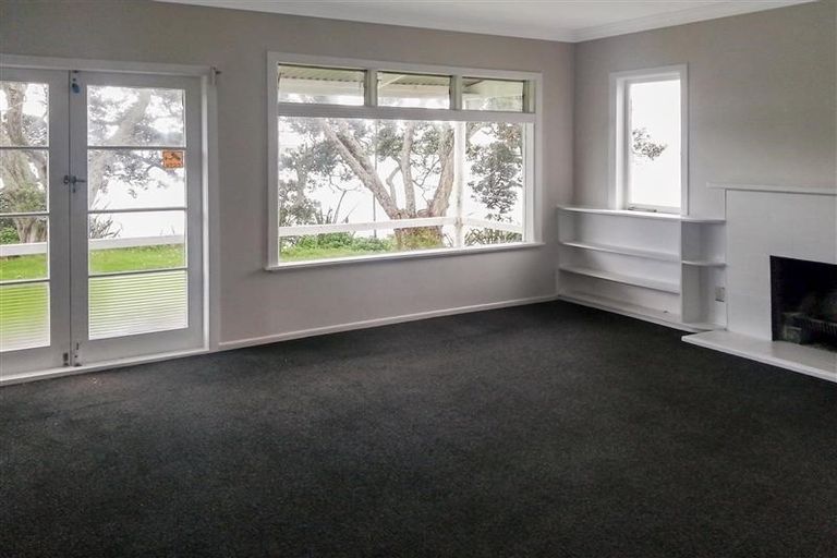 Photo of property in 10 Roys Road, Weymouth, Auckland, 2103
