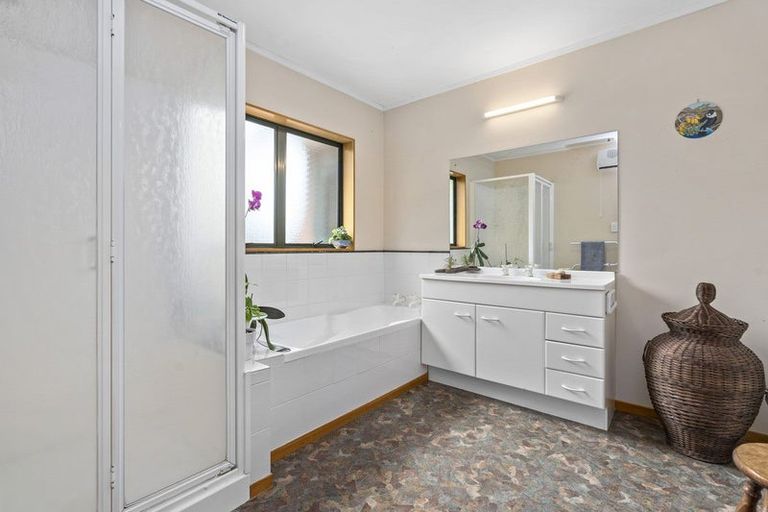 Photo of property in 71 Taylor Street, Cambridge, 3434