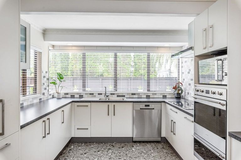 Photo of property in 57 Kapanui Road, Waikanae, 5036