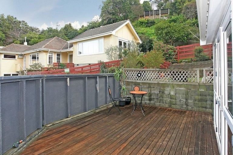 Photo of property in 18 Moffitt Street, Vogeltown, Wellington, 6021
