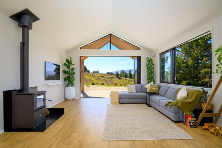 Photo of property in 69 Letts Gully Road, Letts Gully, Alexandra, 9393