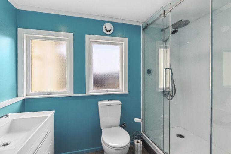 Photo of property in 108 Martin Road, Paraparaumu Beach, Paraparaumu, 5032