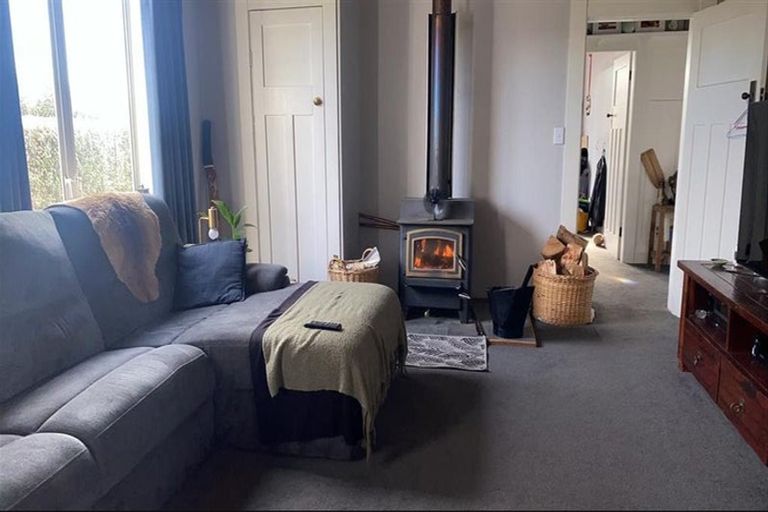 Photo of property in 39 Home Street, Winton, 9720