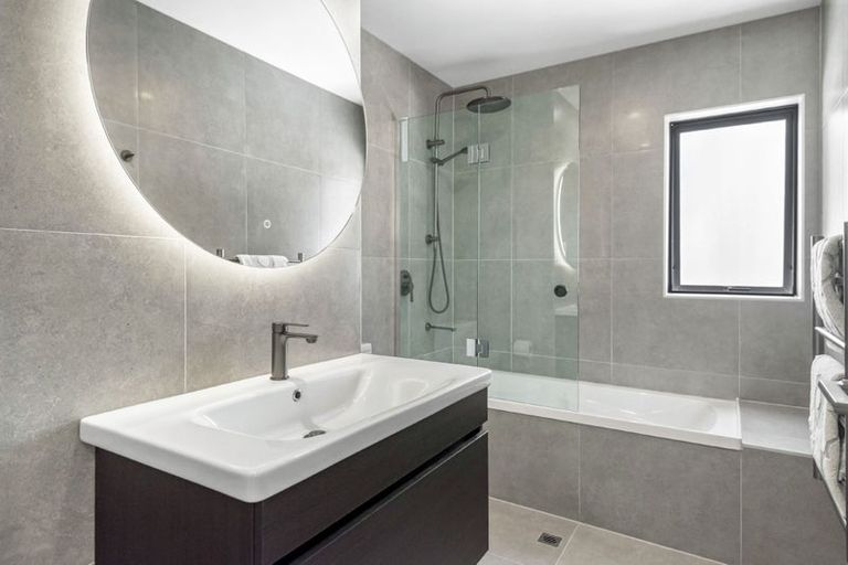 Photo of property in 7/10b Huka Road, Birkenhead, Auckland, 0626