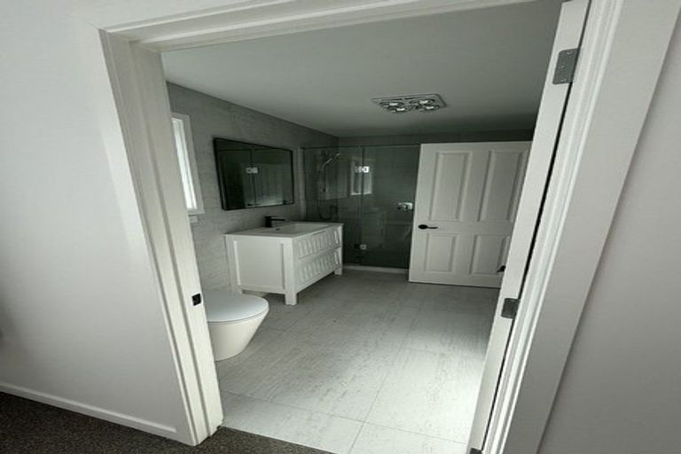 Photo of property in 17d Danbury Drive, Torbay, Auckland, 0630