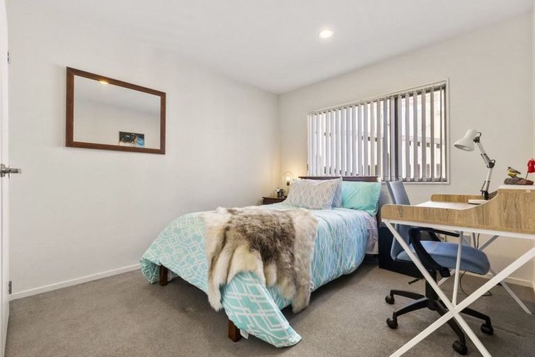 Photo of property in 92b Schnapper Rock Road, Schnapper Rock, Auckland, 0632