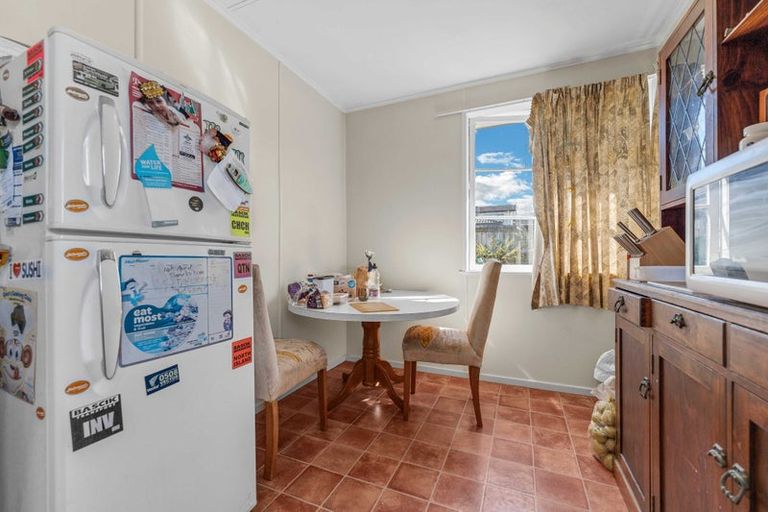 Photo of property in 4 Waitaua Street, Papakura, 2110