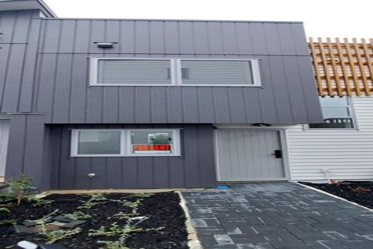 Photo of property in 24 Mili Way, Ranui, Auckland, 0612