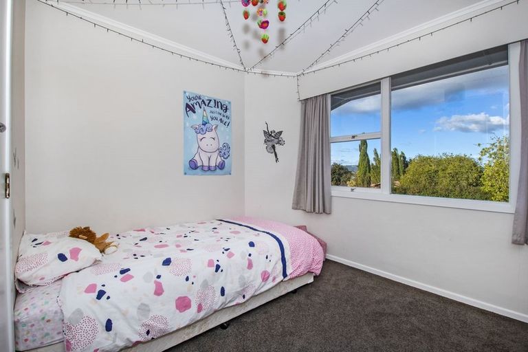 Photo of property in 17 Paratai Crescent, Woodhill, Whangarei, 0110