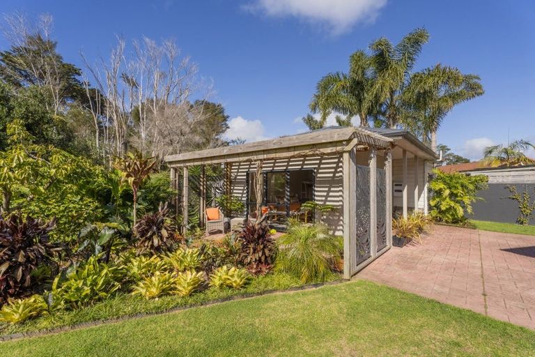 Photo of property in 102 South Highway East, Whitianga, 3510