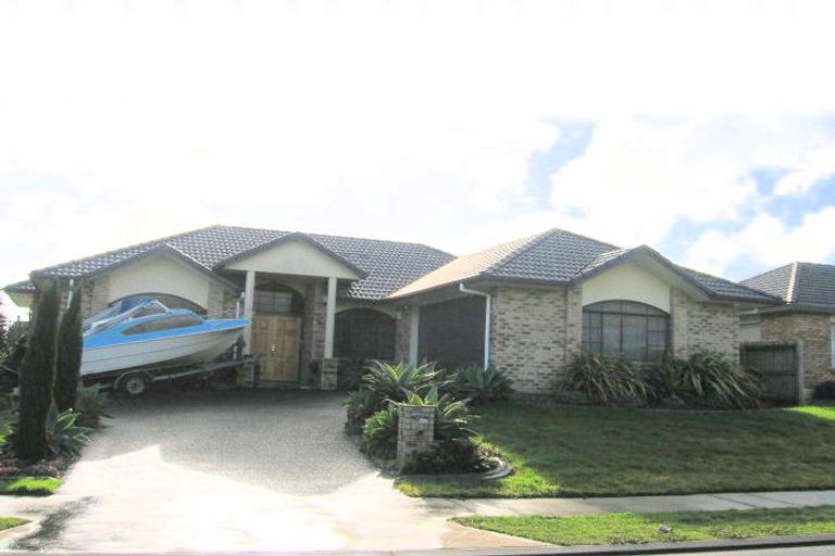 Photo of property in 6 Attymon Lane, East Tamaki, Auckland, 2016