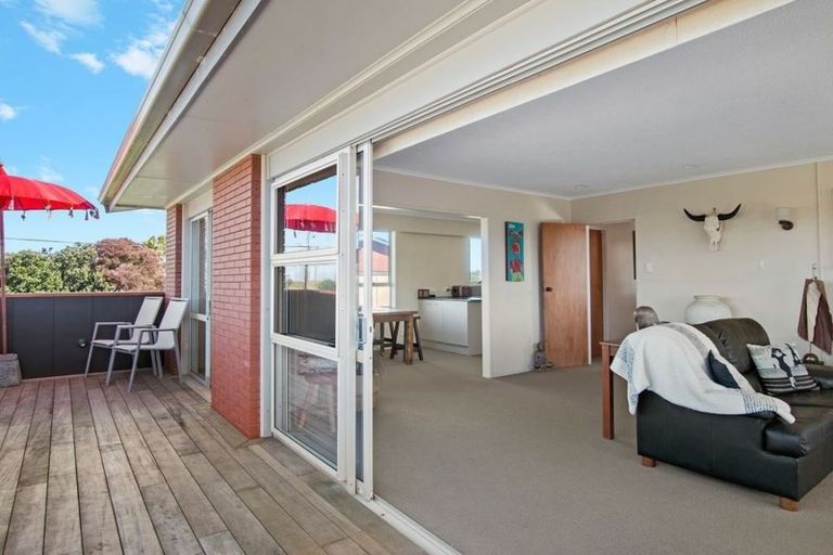 Photo of property in 98 Seaforth Road, Waihi Beach, 3611