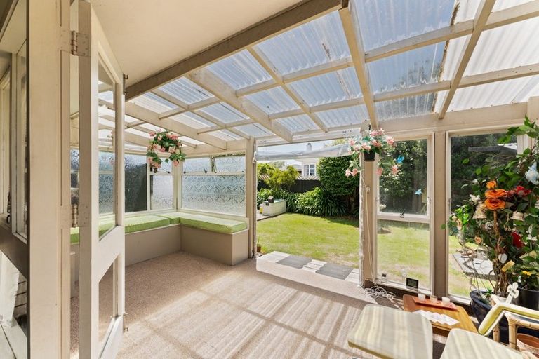 Photo of property in 37 Kent Street, Levin, 5510