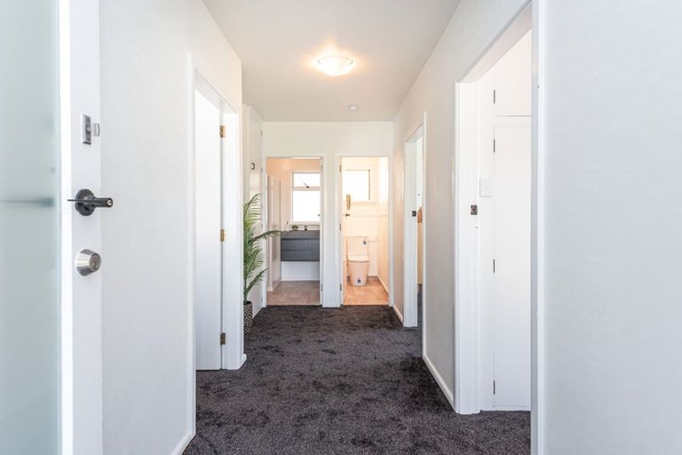 Photo of property in 1/134 Somerfield Street, Somerfield, Christchurch, 8024