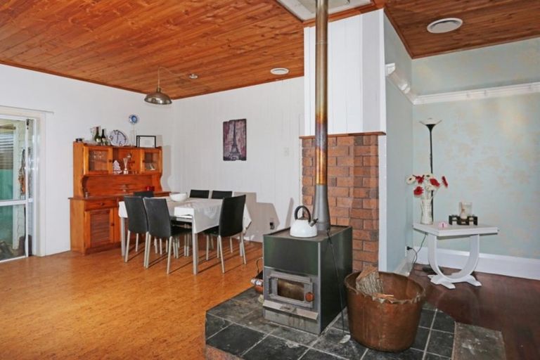 Photo of property in 387 Arrowville Road, Aka Aka, Waiuku, 2682