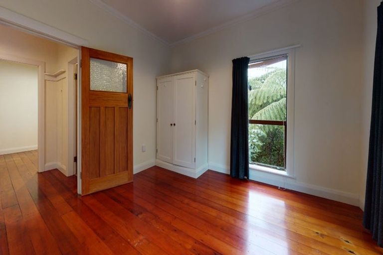 Photo of property in 75 Chamberlain Road, Karori, Wellington, 6012