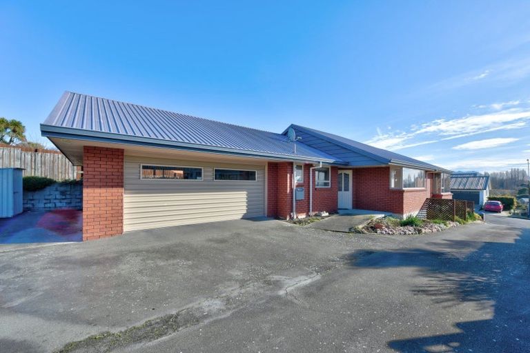 Photo of property in 24 Aotea Crescent, Gore, 9710