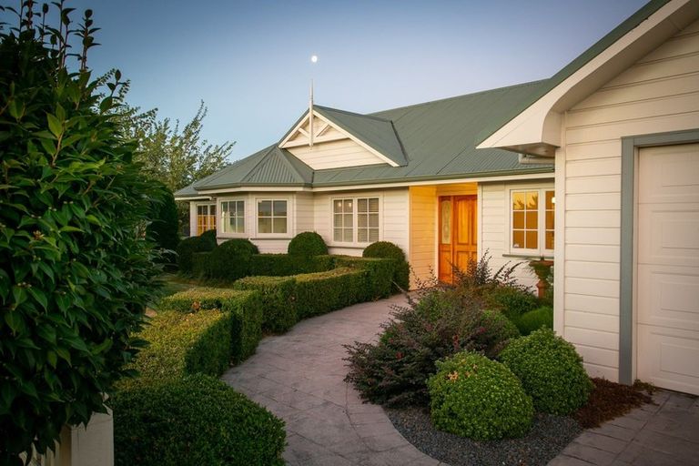 Photo of property in 1 Calvert Place, Cambridge, 3434