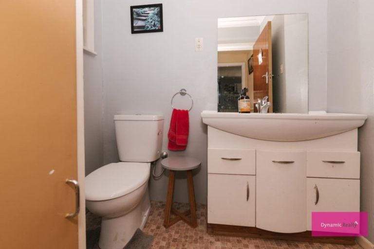 Photo of property in 14 Trent Street, Rongotea, 4476