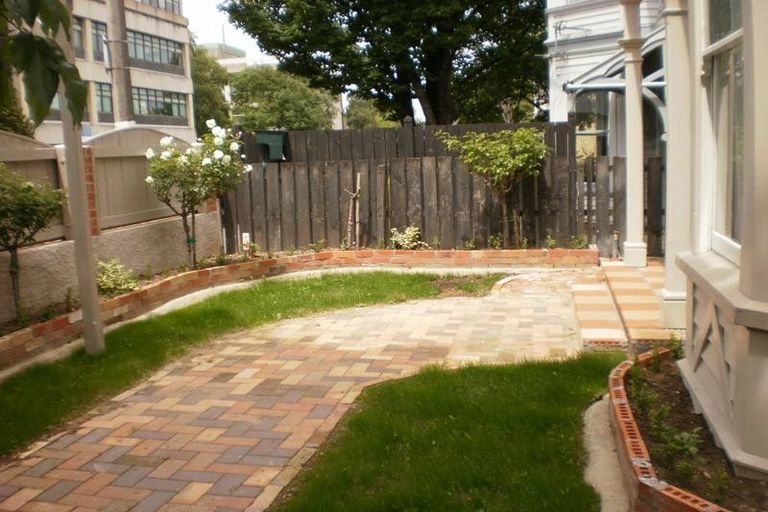 Photo of property in 711 Cumberland Street, North Dunedin, Dunedin, 9016