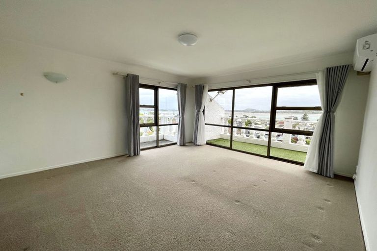 Photo of property in 26 Devon Road, Bucklands Beach, Auckland, 2012