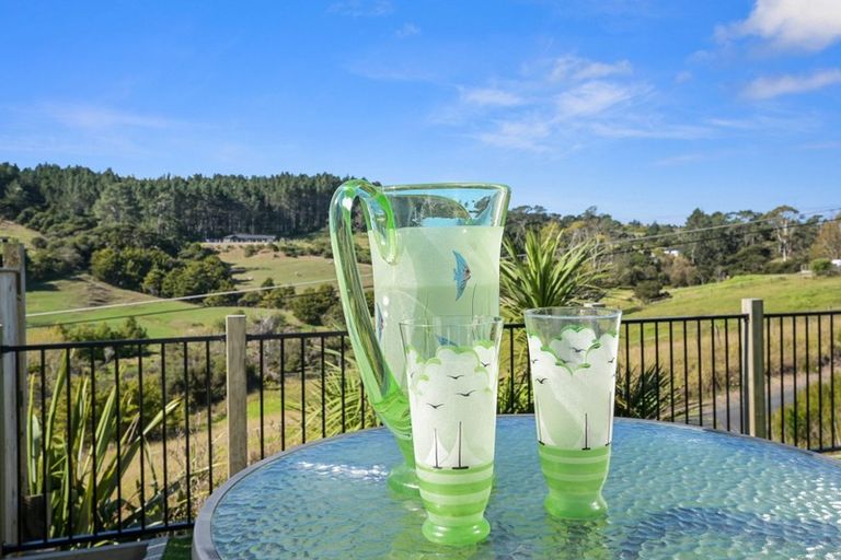 Photo of property in 22 Jeroboam Loop, Kumeu, 0810